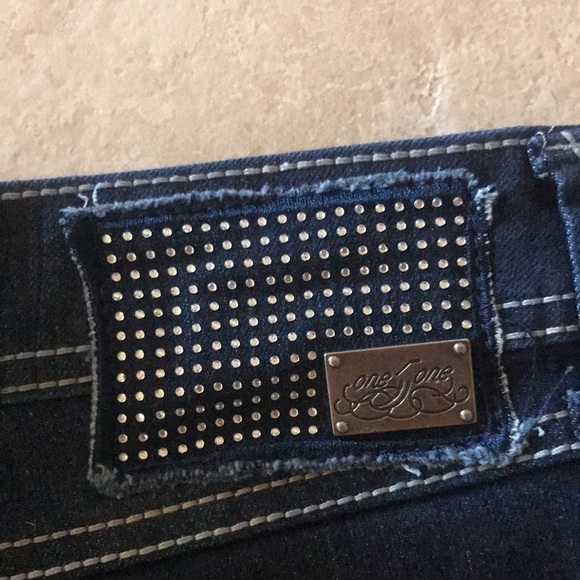 One on one capri Jean just beautiful! New dark blue see pictures small 10-12 - Picture 4 of 5